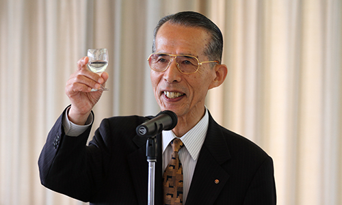 Makoto Nagao, Counselor of Kyoto Prefecture (former President of Kyoto University and former Director of the National Diet Library) gave a toast.